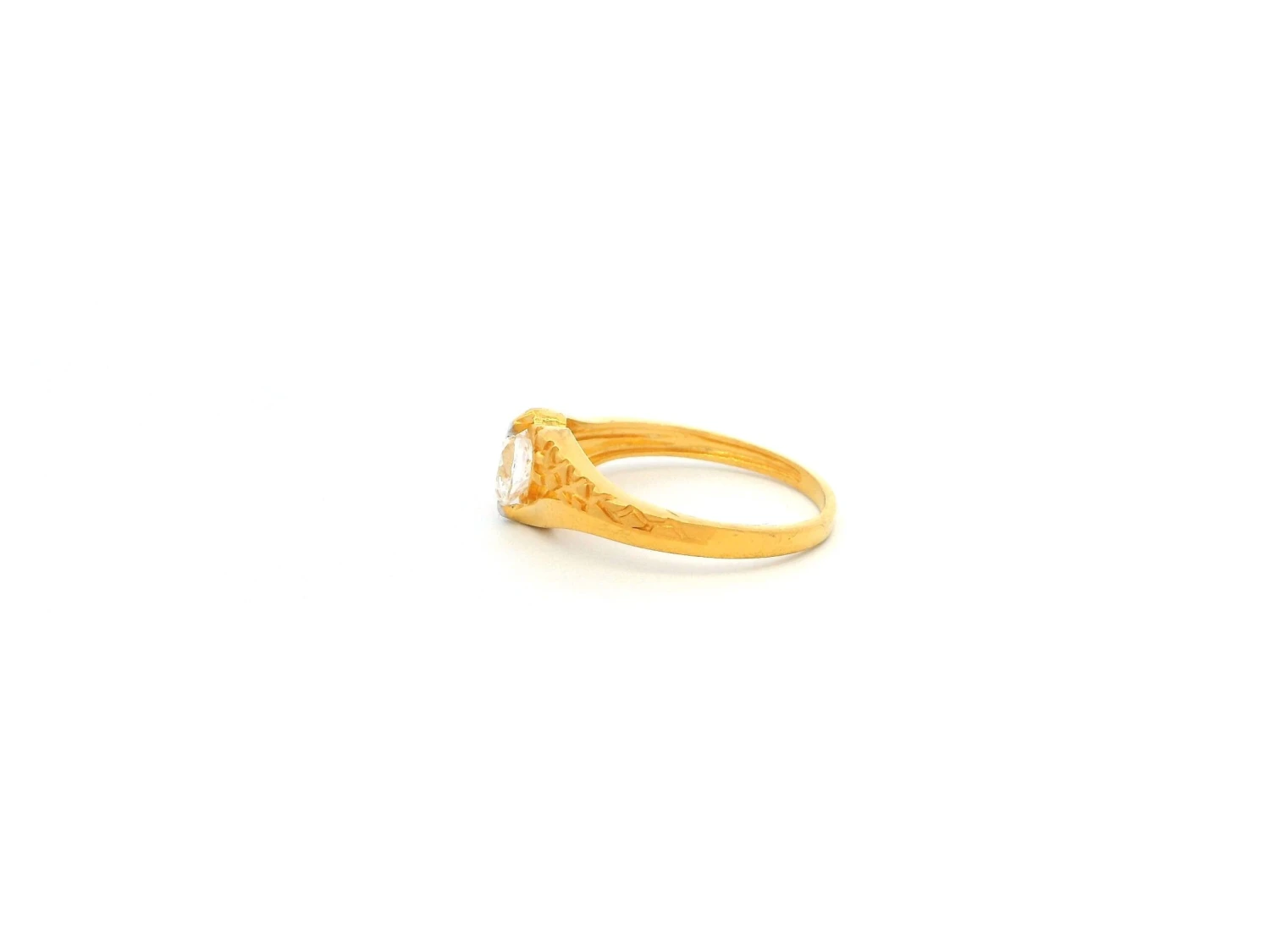 22ct Yellow Gold Ring with Heart-Shaped Cubic Zirconia – Romantic & Elegant Jewellery | Size M 1 22ct Yellow Gold Ring With Heart-Shaped Cubic Zirconia – Romantic & Elegant Jewellery | Size M -Mathieu Blan Chard Soldes 1739031926151 53c0d7fae69db0c2ffcf 0194e66138d8722fb3a4d2c0632b863coriginal scaled