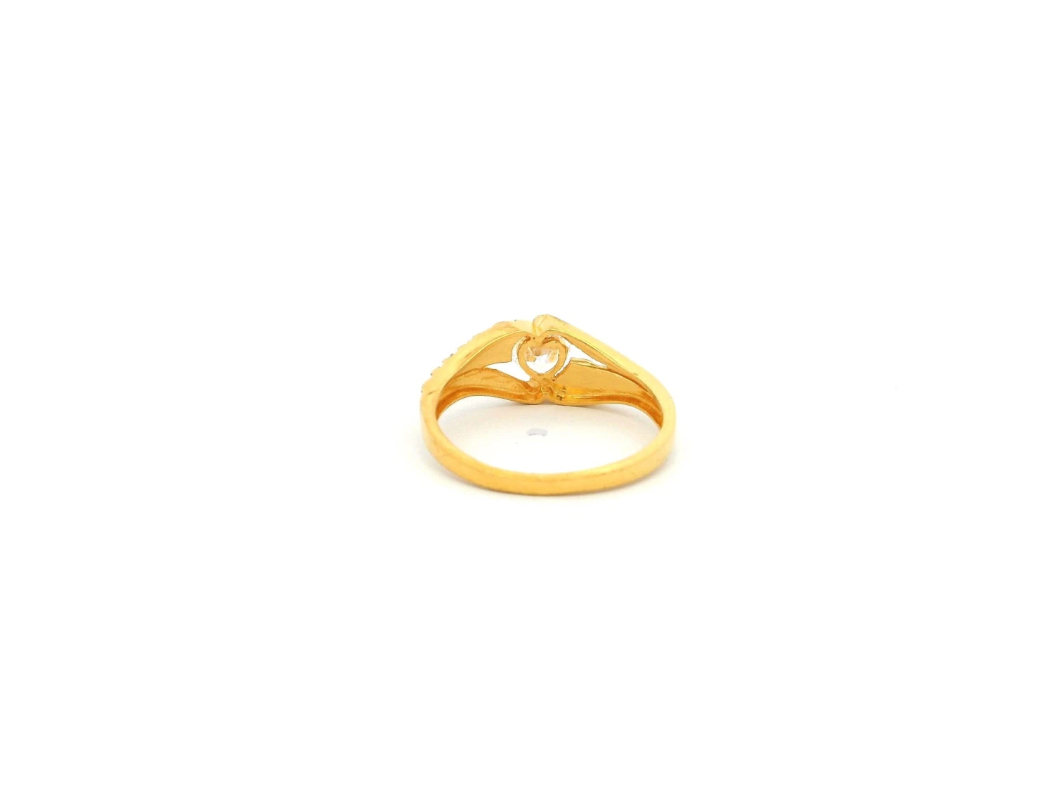 22ct Yellow Gold Ring with Heart-Shaped Cubic Zirconia – Romantic & Elegant Jewellery | Size M 1 22ct Yellow Gold Ring With Heart-Shaped Cubic Zirconia – Romantic & Elegant Jewellery | Size M -Mathieu Blan Chard Soldes 1739031948872 c0cbad3c38ef76178681 0194e661a03d722fb3a4e10788425ffeoriginal scaled