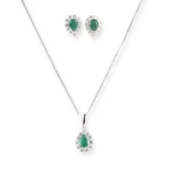 18ct White Gold With Diamond And Emerald Pendant Suite