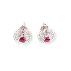 18ct White Gold Diamond And Ruby Pendant Suite 4 18ct White Gold Diamond And Ruby Pendant Suite -Mathieu Blan Chard Soldes 18ct white gold diamond and ruby chain pendant and earrings set C 7048a MCS7683 MCS7684 6