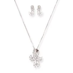 18ct White Gold Diamond Pendant Suite