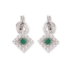 18ct White Gold Diamond & Emerald Set (Pendant + Chain + Earrings) MCS6223/4 3 18ct White Gold Diamond & Emerald Set (Pendant + Chain + Earrings) MCS6223/4 -Mathieu Blan Chard Soldes 18ctWhiteGoldDiamond EmeraldSet Pendant Chain Earrings MCS62234 4