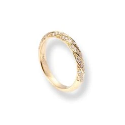 18ct Yellow Gold Diamond Twist Design Half-Eternity Band LR-6711 3 18ct Yellow Gold Diamond Twist Design Half-Eternity Band LR-6711 -Mathieu Blan Chard Soldes 18ctYellowGoldDiamondTwistDesignHalf EternityBandLR 6711 3