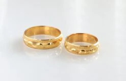 1 22ct Gold Diamond Cut Wedding Band 7872 -Mathieu Blan Chard Soldes 7872 B22ct gold diamond cut wedding bands