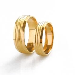 1 22ct Gold Diamond Cut Wedding Band 7874