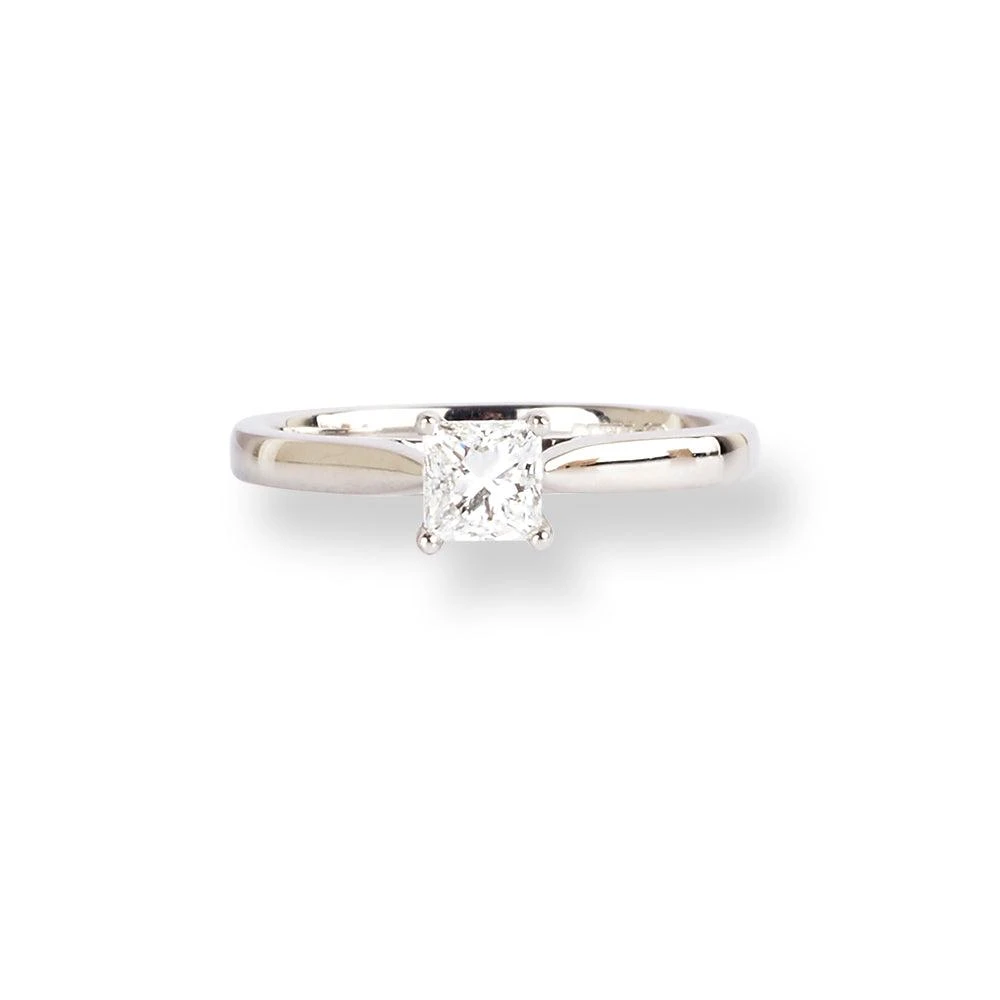 Platinum Princess Cut Solitaire Diamond Ring LR-6652 Platinum Princess Cut Solitaire Diamond Ring LR-6652 -Mathieu Blan Chard Soldes PlatinumPrincessCutSolitaireDiamondRingLR 6652