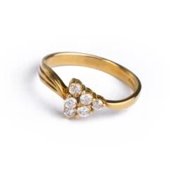 18ct Yellow Gold Diamond Ring Q1702