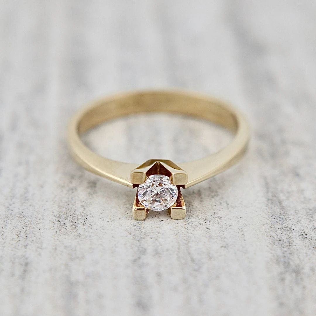 Bague Classique Solitaire en or 10K Bague Classique Solitaire En Or 10K -Mathieu Blan Chard Soldes bague classique solitaire en or 10k rpm bagues mathieu blanchard 40232738652408