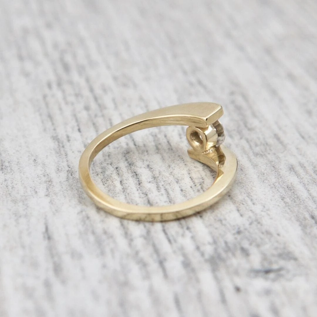 Bague Connexion en or jaune 10K Bague Connexion En Or Jaune 10K -Mathieu Blan Chard Soldes bague connexion en or jaune 10k bague connexion en or jaune 10k bijouterie mathieu blanchard mathieu blanchard joaillerie 42068488421624