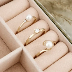 Bague En Or 10K Et Perle -Mathieu Blan Chard Soldes bague en or 10k et perle bague perle d eau douce 5mm et or 10k mathieu blanchard mathieu blanchard joaillerie 1170887439