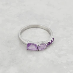 Bague En Or 14K Et Améthyste 3 Bague En Or 14K Et Améthyste -Mathieu Blan Chard Soldes bague en or 14k et amethyste mathieu blanchard bague en or 14k et 1ctw d amethyste liquidation mathieu blanchard mathieu blanchard joaillerie 43651903684856