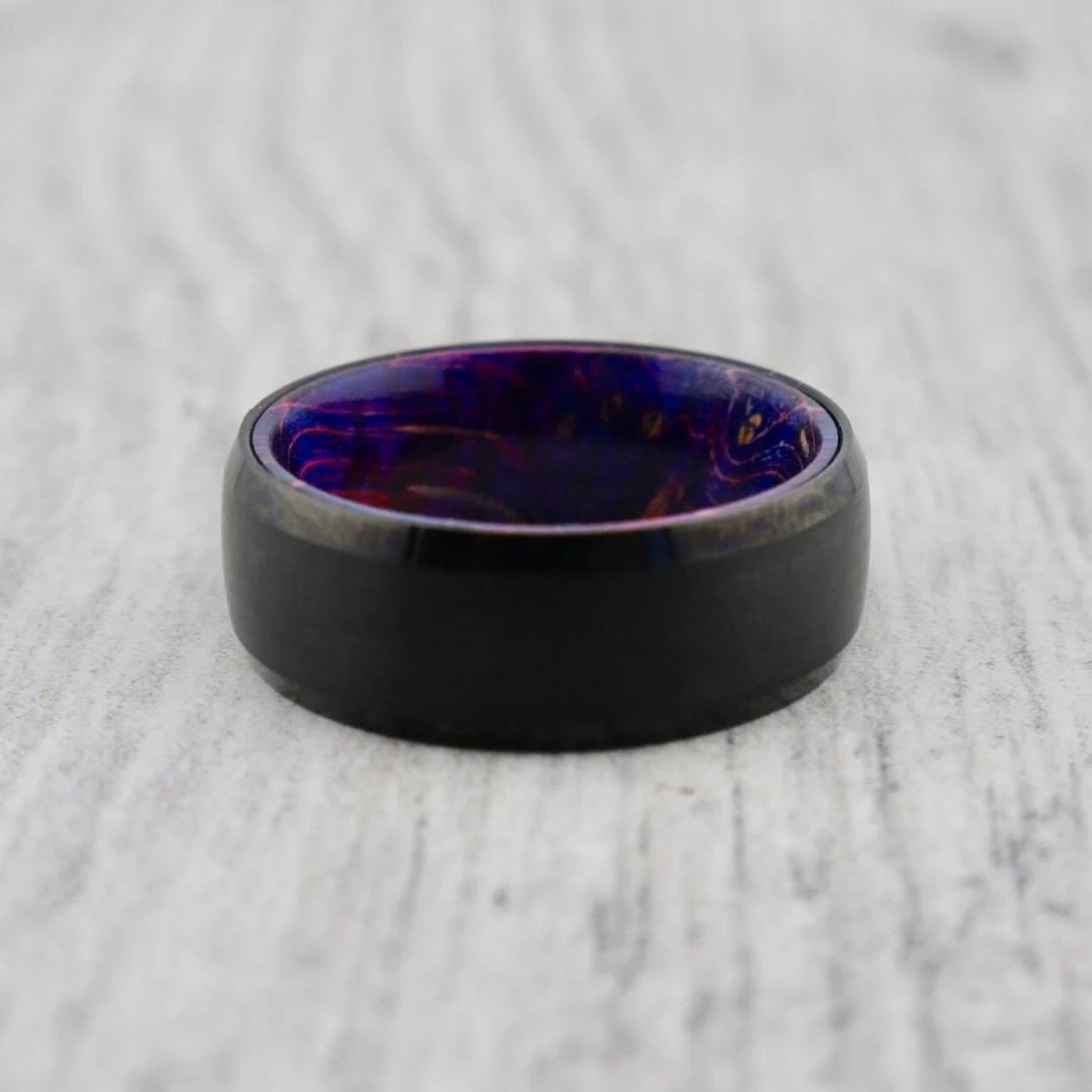 Bague en tungstène et bois d'érable infusé mauve-rose Bague En Tungstène Et Bois D'érable Infusé Mauve-rose -Mathieu Blan Chard Soldes bague en tungstene et bois d erable infuse mauve roadtripmadewood bague en tungstene et bois d erable infuse mauve mathieu blanchard mathieu blanchard joaillerie 1046860821