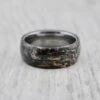 Bague En Tungstène Et Bois D'érable Infusé Noir