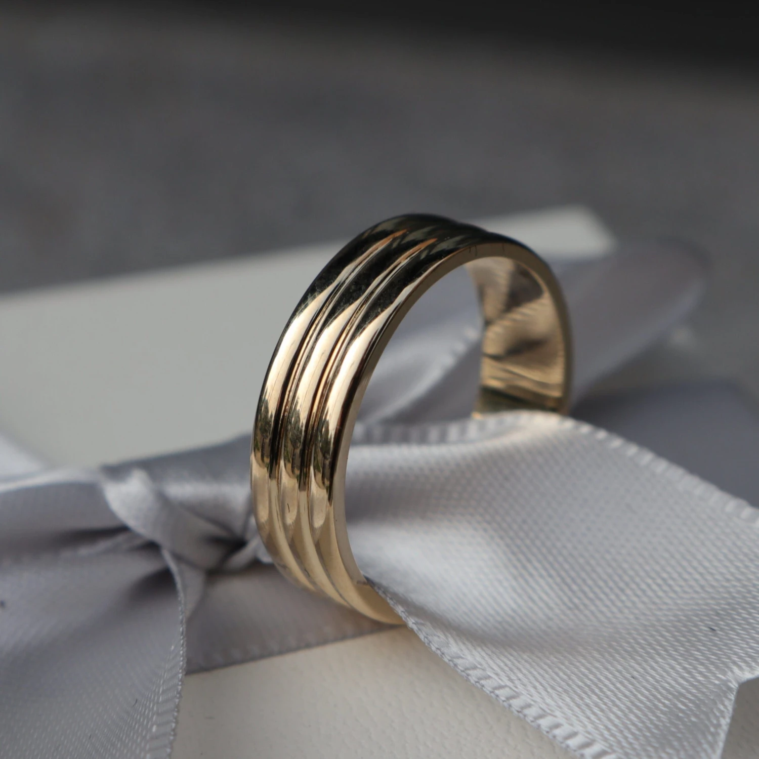 Bague Fusion en or 10K Bague Fusion En Or 10K -Mathieu Blan Chard Soldes bague jonc fusion en or 10k mathieu blanchard bagues mathieu blanchard 39534844575992 scaled