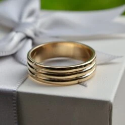 Bague Fusion En Or 10K 6 Bague Fusion En Or 10K -Mathieu Blan Chard Soldes bague jonc fusion en or 10k mathieu blanchard bagues mathieu blanchard 39535252308216