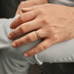 Bague Fusion En Or 10K 2 Bague Fusion En Or 10K -Mathieu Blan Chard Soldes bague jonc fusion en or 10k mathieu blanchard jonc fusion en or 10k bagues de fiancailles pour homme mathieu blanchard joaillerie 1170887193