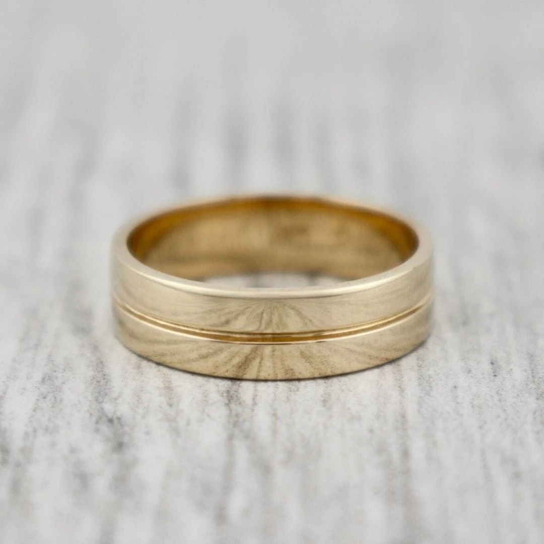 Bague Rivière en or 10K Bague Rivière En Or 10K -Mathieu Blan Chard Soldes bague jonc riviere en or 10k mathieu blanchard bagues mathieu blanchard 40774579159288