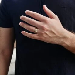 Bague Symétrie En Or 10K 8 Bague Symétrie En Or 10K -Mathieu Blan Chard Soldes bague jonc symetrie en or 10k mathieu blanchard jonc symetrie en or 10k bagues de fiancailles pour homme mathieu blanchard joaillerie 1170887165