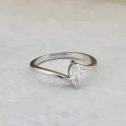 Bague Marquise En Or 14K - 18K Ou Platine Et Diamant 0,3 Ct 9 Bague Marquise En Or 14K - 18K Ou Platine Et Diamant 0,3 Ct -Mathieu Blan Chard Soldes bague marquise en or 14k et diamant mathieu blanchard bague marquise en or 14k et diamant marquise 0 3ct mathieu blanchard mathieu blanchard joaillerie 43845178786040