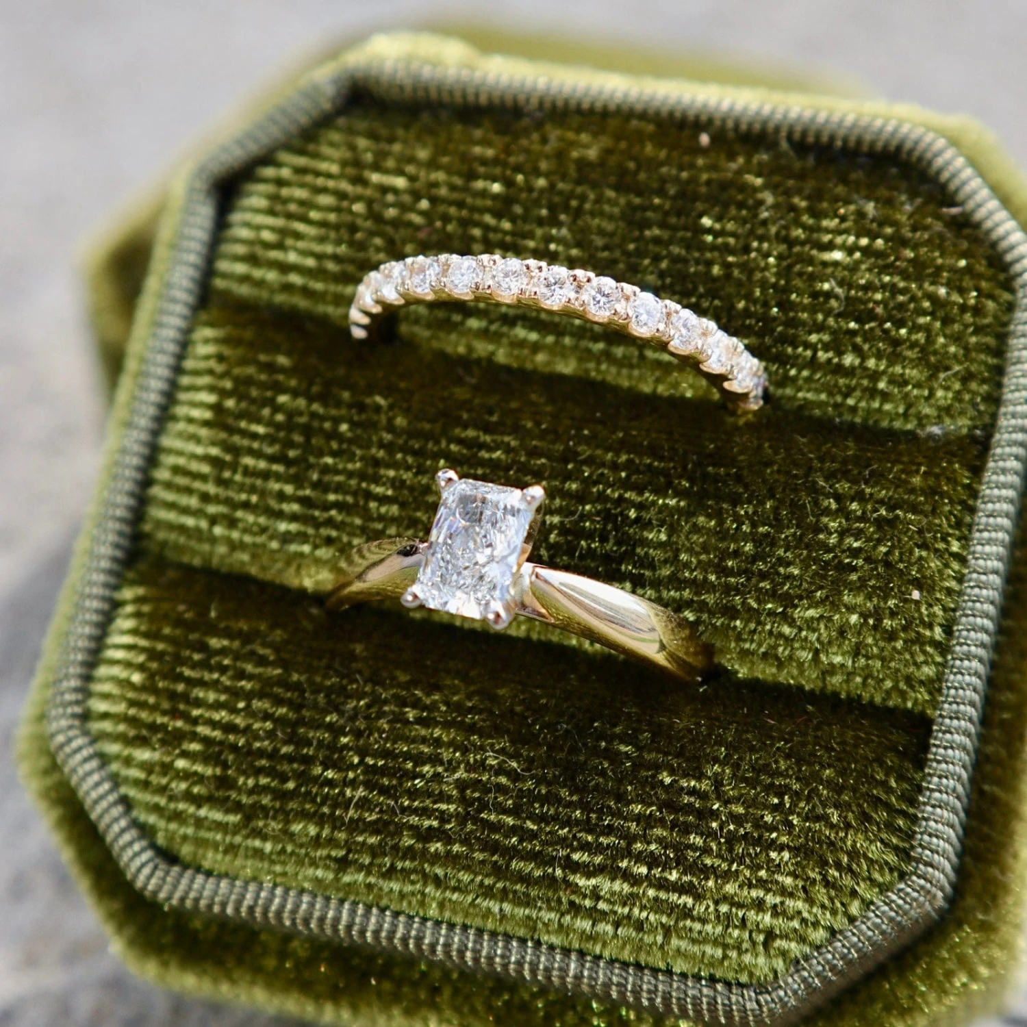 Bague semi-éternité Classique en or 14K - 18K ou platine et diamants 0,5 CTW Bague Semi-éternité Classique En Or 14K - 18K Ou Platine Et Diamants 0,5 CTW -Mathieu Blan Chard Soldes bague semi eternite classique en or 14k et diamants mathieu blanchard bagues mathieu blanchard 40690468749560