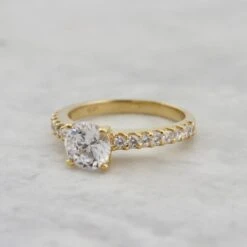 Bague Solitaire En Or Jaune 10K