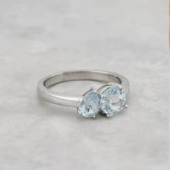 Bague Toi&Moi En Or 14K Et Topaze -Mathieu Blan Chard Soldes bague toi moi en or 14k et topaze mathieu blanchard bague toi moi en or 14k et topaze bleu 1 745 ctw mathieu blanchard joaillerie mathieu blanchard joaillerie 43644708094200