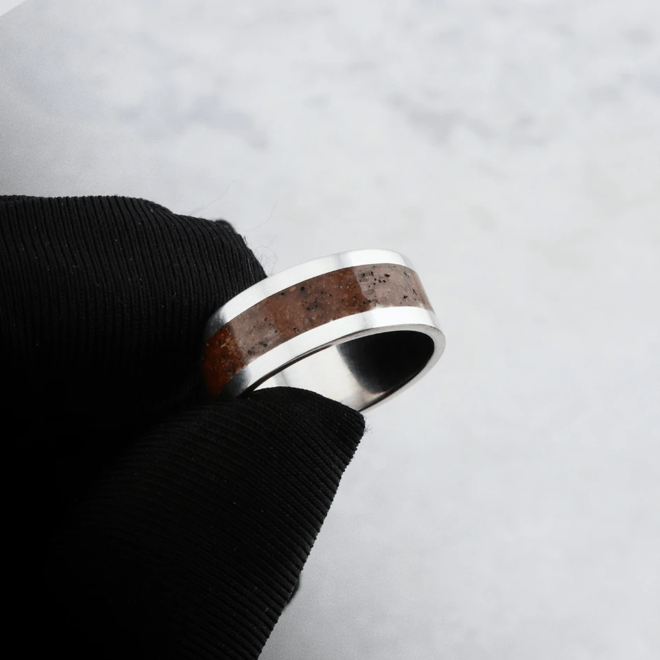 Bague Triceratops du Montana et argent sterling ou or 14K - 18K Bague Triceratops Du Montana Et Argent Sterling Ou Or 14K - 18K -Mathieu Blan Chard Soldes bague triceratops du montana mathieu blanchard jonc triceratops du montana en argent 925 or 14k ou or 18k mathieu blanchard mathieu blanchard joaillerie 1175999016