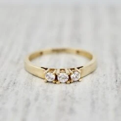 Bague Trois Pierres En Or 10K