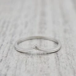 Bague V En Or 10K Et Moissanite -Mathieu Blan Chard Soldes bague v en or 10k et moissanite grandeur 6 or 10k argent mathieu blanchard mathieu blanchard 40432082354424