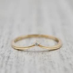 Bague V En Or 10K Et Moissanite