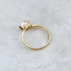 Bague Vague En Or 10K Et Perle -Mathieu Blan Chard Soldes bague vague en or 10k et perle bague perle d eau douce 6mm et or 10k mathieu blanchard mathieu blanchard joaillerie 1170887443