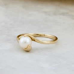 Bague Vague En Or 10K Et Perle -Mathieu Blan Chard Soldes bague vague en or 10k et perle bague perle d eau douce 6mm et or 10k mathieu blanchard mathieu blanchard joaillerie 1170887444