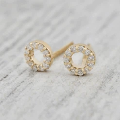 Boucles D'oreilles Cercles En Or 10K Et Moissanites -Mathieu Blan Chard Soldes boucles d oreilles cercles en or 10k et moissanites dore or 10k mathieu blanchard boucles d oreilles mathieu blanchard 40431358181624