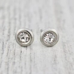 Boucles D'oreilles Classiques En Acier