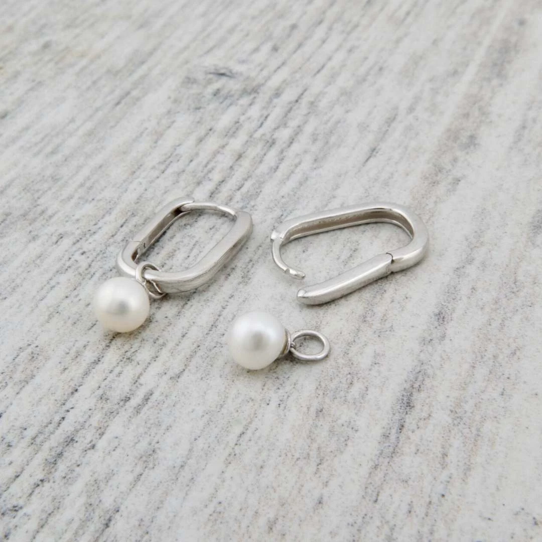 Boucles d'oreilles Huggies Perles en argent sterling Boucles D'oreilles Huggies Perles En Argent Sterling -Mathieu Blan Chard Soldes boucles d oreilles huggies perles en argent sterling mathieu blanchard boucles d oreilles mathieu blanchard 40430388936952