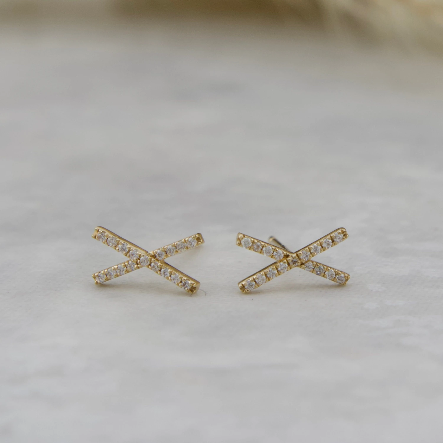 Boucles d'oreilles X en or 14K et moissanite Boucles D'oreilles X En Or 14K Et Moissanite -Mathieu Blan Chard Soldes boucles d oreilles x en or 14k et moissanite dore or 14k mathieu blanchard boucles d oreilles x en or 14k et moissanite mathieu blanchard mathieu blanchard joaillerie 1143897642