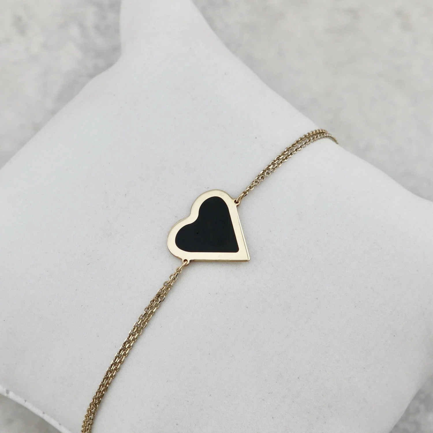 Bracelet Coeur en or 10K et onyx Bracelet Coeur En Or 10K Et Onyx -Mathieu Blan Chard Soldes bracelet coeur en or 10k et onyx or 10k 6 5 7 pouces by h4 016 black bracelet coeur en or 10k et onyx mathieu blanchard joaillerie mathieu blanchard joaillerie 1143897688 scaled