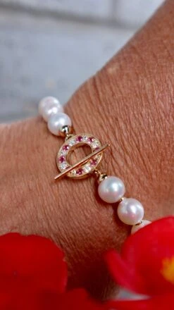 Bracelet De Perles D'eau Douce, Or 14K Serti De Tourmalines Et Diamants 3 Bracelet De Perles D'eau Douce, Or 14K Serti De Tourmalines Et Diamants -Mathieu Blan Chard Soldes bracelet de perles d eau douce or 14k serti de tourmalines et diamants or 14k 7 pouces mathieu blanchard colliers mathieu blanchard 39311050375416