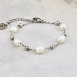 Bracelet En Acier Et Perles Baroques -Mathieu Blan Chard Soldes bracelet en acier et perles baroques mathieu blanchard pbrm14224s bracelet en acier inox et perles baroques mathieu blanchard mathieu blanchard joaillerie 1170887329