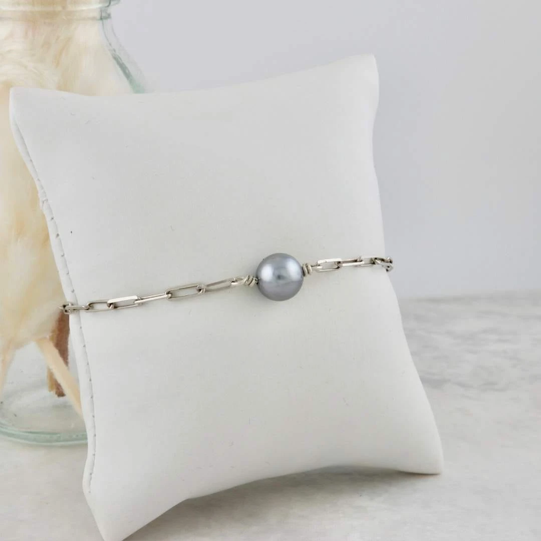 Bracelet Oceania en argent sterling et perle de Tahiti Bracelet Oceania En Argent Sterling Et Perle De Tahiti -Mathieu Blan Chard Soldes bracelet oceania en argent sterling et perle de tahiti mathieu blanchard bracelet en argent sterling et perle de tahiti mathieu blanchard mathieu blanchard joaillerie 42484245528824