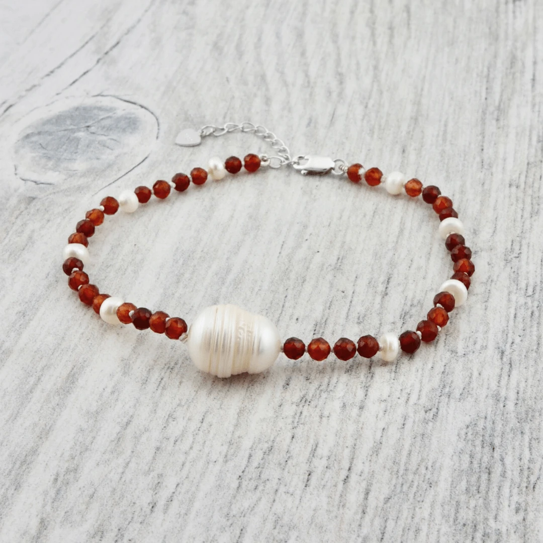 Bracelet Solstice en perles, grenats et argent sterling Bracelet Solstice En Perles, Grenats Et Argent Sterling -Mathieu Blan Chard Soldes bracelet solstice en perles grenats et argent sterling mathieu blanchard bracelet en perles grenats et argent 925 mathieu blanchard mathieu blanchard joaillerie 41262190002424