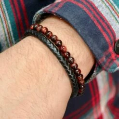 Bracelet Stone En Cuir, Acier Et Oeil De Tigre Rouge 3 Bracelet Stone En Cuir, Acier Et Oeil De Tigre Rouge -Mathieu Blan Chard Soldes bracelet stone en cuir acier et oeil de tigre rouge mathieu blanchard bracelets mathieu blanchard 39695223390456
