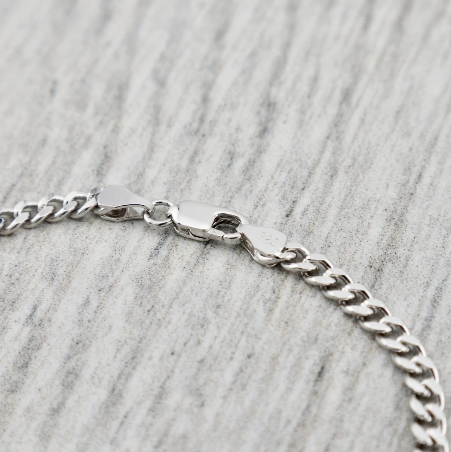 Bracelet V Bracelet V -Mathieu Blan Chard Soldes bracelet v mathieu blanchard bracelet v mathieu blanchard joaillerie 42582179479800