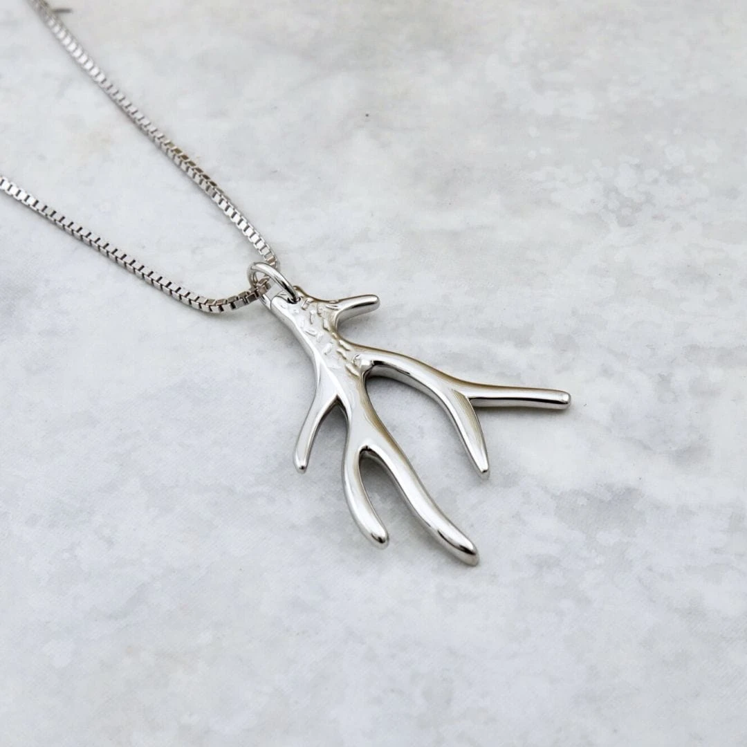 Collier Bois de cerf en argent sterling Collier Bois De Cerf En Argent Sterling -Mathieu Blan Chard Soldes collier bois de cerf en argent sterling argent argent sterling mathieu blanchard collier bois de cerf en argent sterling mathieu blanchard mathieu blanchard joaillerie 41888334807288