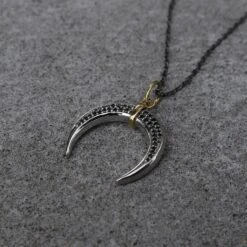 Collier Corne En Argent Sterling, Or 14K Et Saphirs Noirs