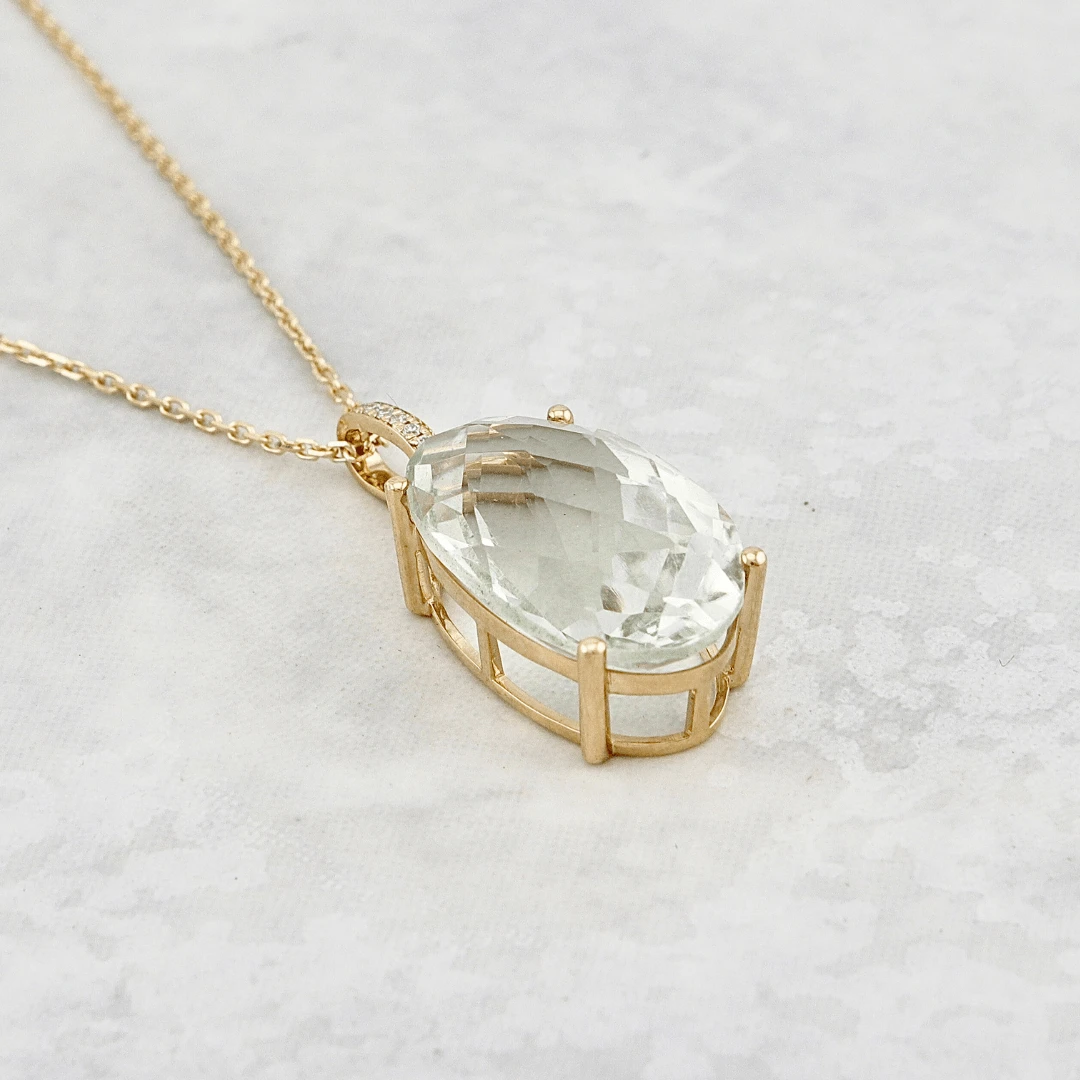 Collier en or 14K, diamants et améthyste verte Collier En Or 14K, Diamants Et Améthyste Verte -Mathieu Blan Chard Soldes collier en or 14k diamants et amethyste verte or 14k mathieu blanchard collier en or 14k perle diamants et amethyste mathieu blanchard mathieu blanchard joaillerie 43639442538744