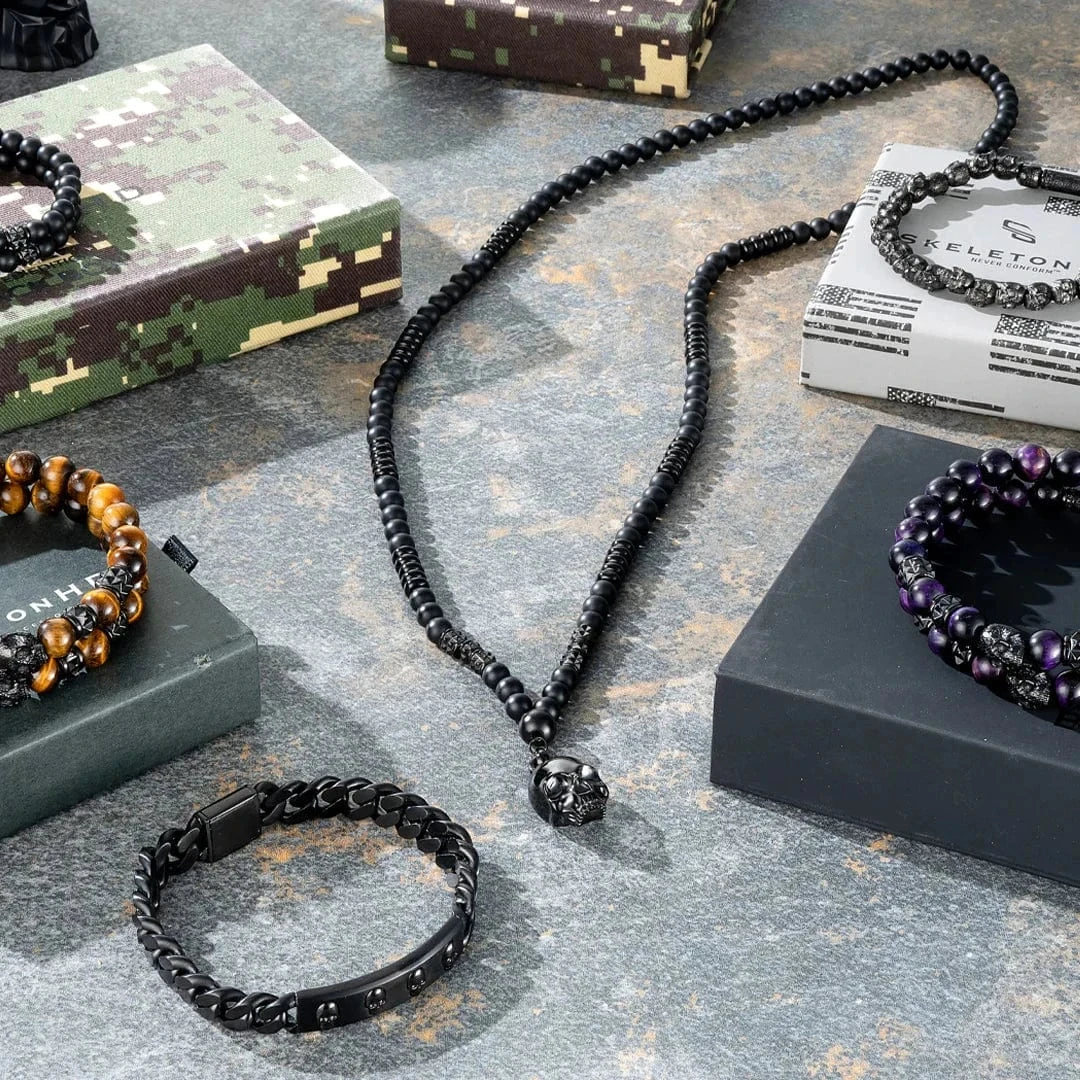 Collier Memento Mori en acier Collier Memento Mori En Acier -Mathieu Blan Chard Soldes collier memento mori en acier skeletonhd collier tete de mort en acier inox pour homme mathieu blanchard mathieu blanchard joaillerie 1170887104