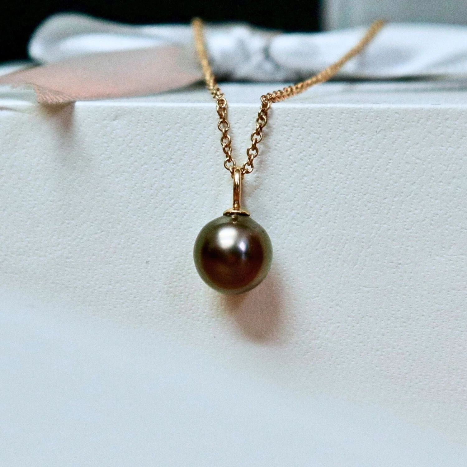 Collier perle de Tahiti et or 14K Collier Perle De Tahiti Et Or 14K -Mathieu Blan Chard Soldes collier perle de tahiti et or 14k or 14k 8 mm mathieu blanchard mathieu blanchard 39962016481528