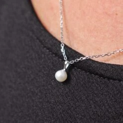 Collier Petite Perle En Argent Sterling 2 Collier Petite Perle En Argent Sterling -Mathieu Blan Chard Soldes collier petite perle en argent sterling mathieu blanchard mathieu blanchard 39534765932792