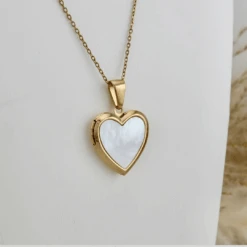 Collier Porte-photos Coeur En Acier 5 Collier Porte-photos Coeur En Acier -Mathieu Blan Chard Soldes collier porte photos coeur en acier mathieu blanchard collier porte photos coeur en nacre de perle en acier inox mathieu blanchard joaillerie 1170887467